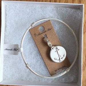 Anchor charm bracelet